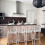 Quiet Retreat Studio in Le Marais