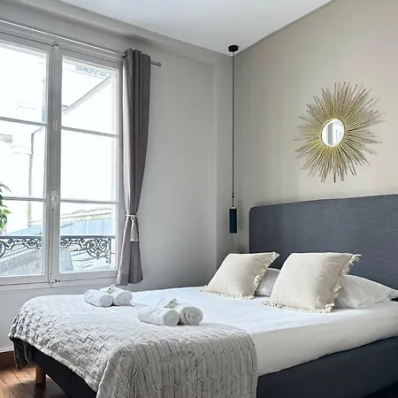 Le Marais - Premium For 5 Paris